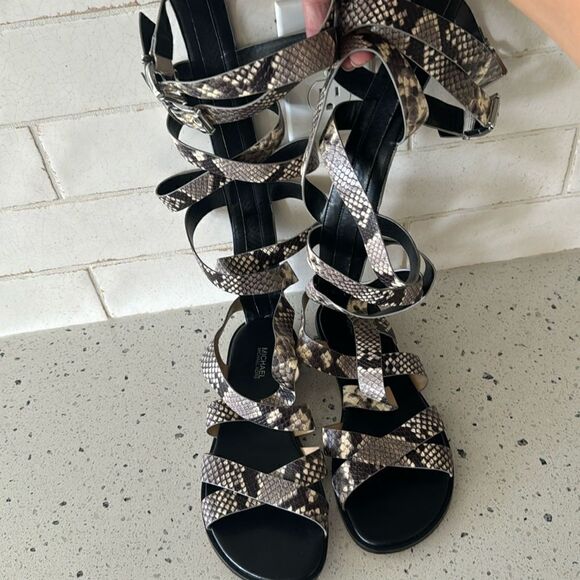 MICHAEL Michael Kors Darby Leather Snake Printed Tall Gladiator Sandals Size 8M - Picture 3 of 16